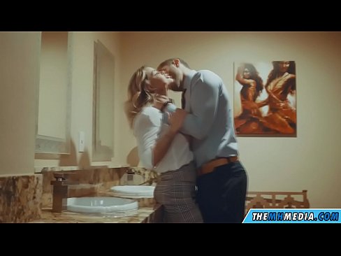 ❤️ Kad te prsata plavuša zavede u javnom zahodu ❤ Ključe na hr.rusanalog.ru